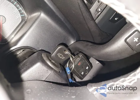 2016 Chevrolet Silverado 1500 2Lt из США, поврежденный, VIN 1GCVKREC2GZ270991